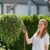 Gardena Comfort Blumenampel-Gießstab: Robuste Gartenbrause zur Bewässerung und Reinigung, 90 cm lang, mit Brause-/Perlstrahl, Frostschutz (18335-20) - 2